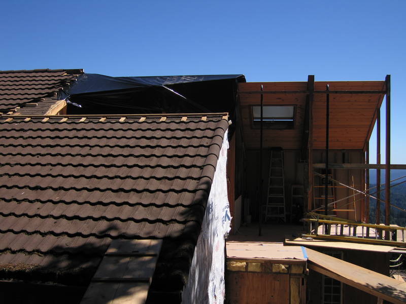 The tunnel to the still-active closet is...