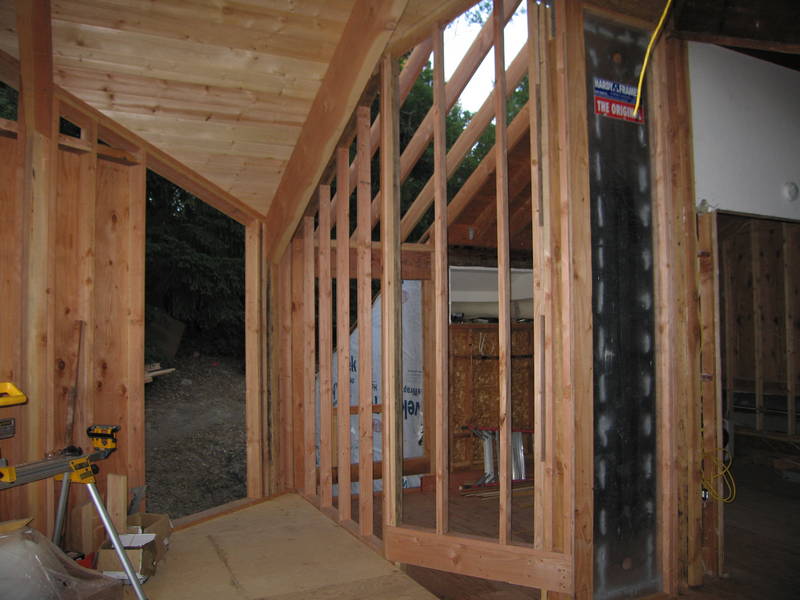 Same divider from the bedroom. More...