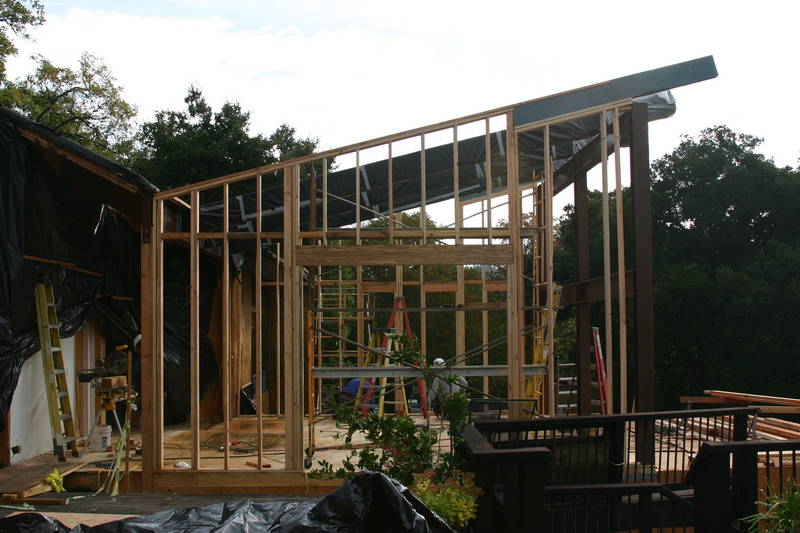 West wall. Why are those  outriggers ...