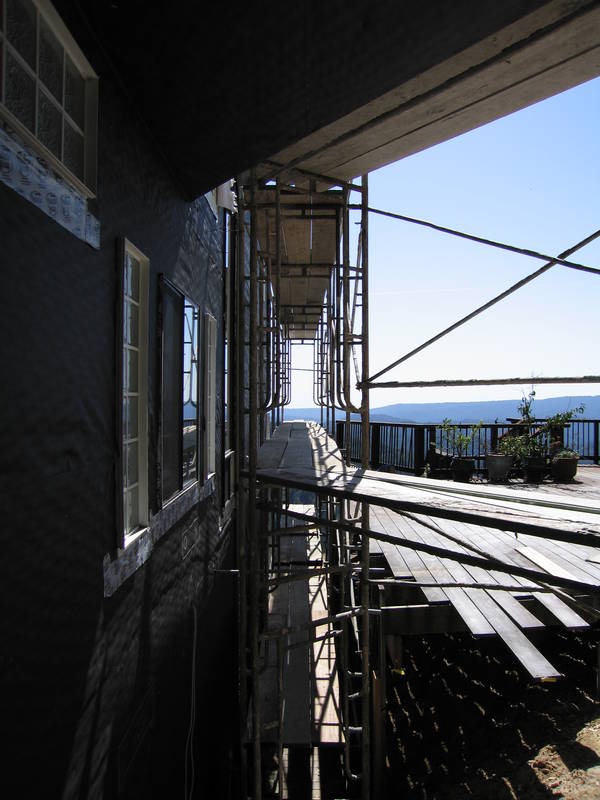 This is reminiscent of a city sidewalk...