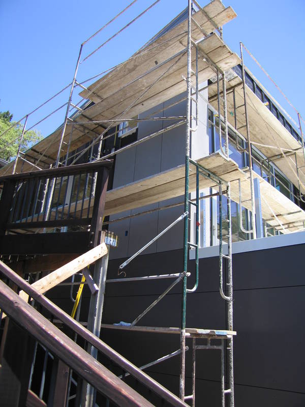 Pearl! The southwest corner is starting...