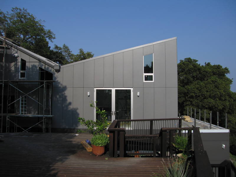 Without scaffolding on the west side....